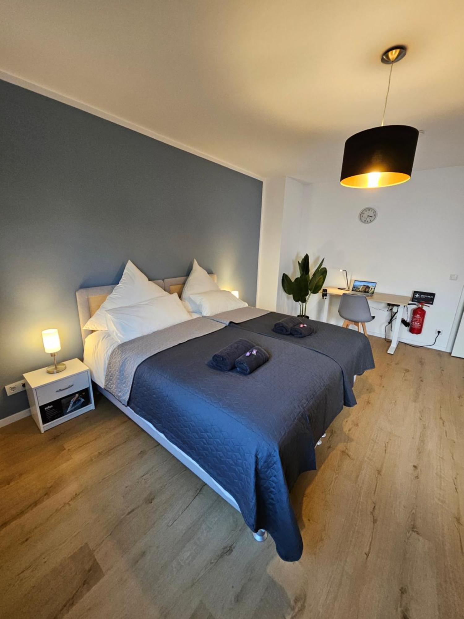 Modern Homes - Voll Ausgestatte Wohnung - Balkon - Hotelbetten - 4K Tv - Wlan Морс-Вінн Екстер'єр фото