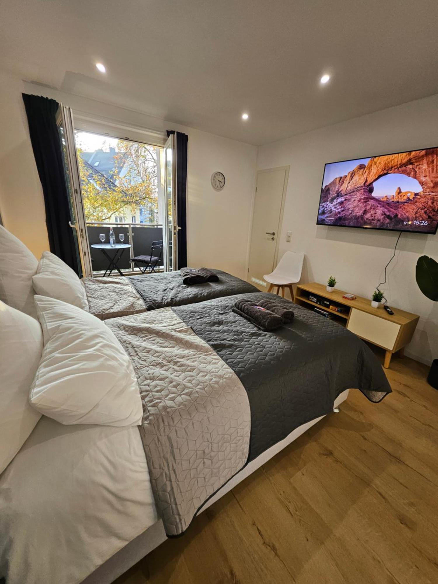 Modern Homes - Voll Ausgestatte Wohnung - Balkon - Hotelbetten - 4K Tv - Wlan Морс-Вінн Екстер'єр фото