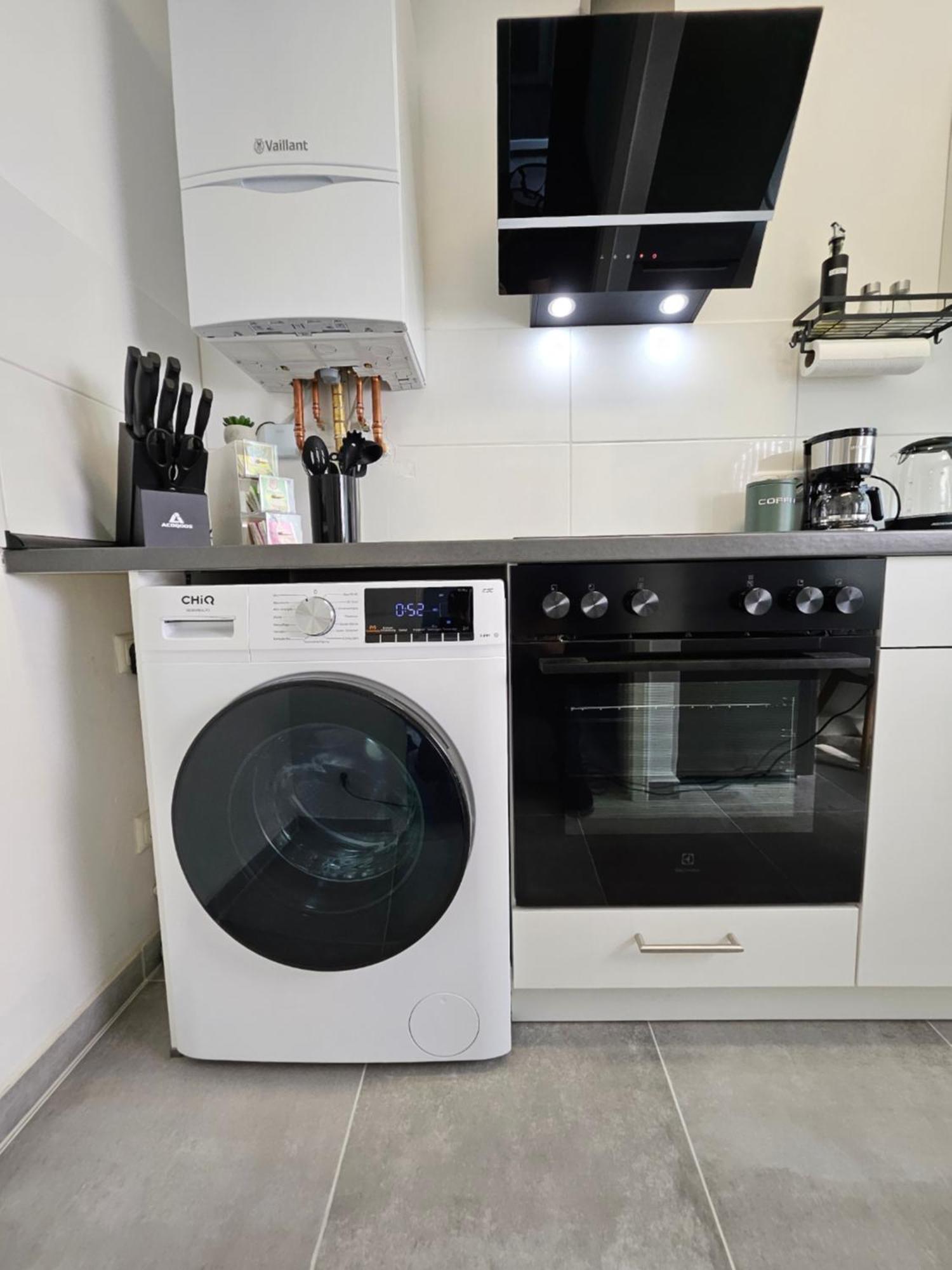Modern Homes - Voll Ausgestatte Wohnung - Balkon - Hotelbetten - 4K Tv - Wlan Морс-Вінн Екстер'єр фото