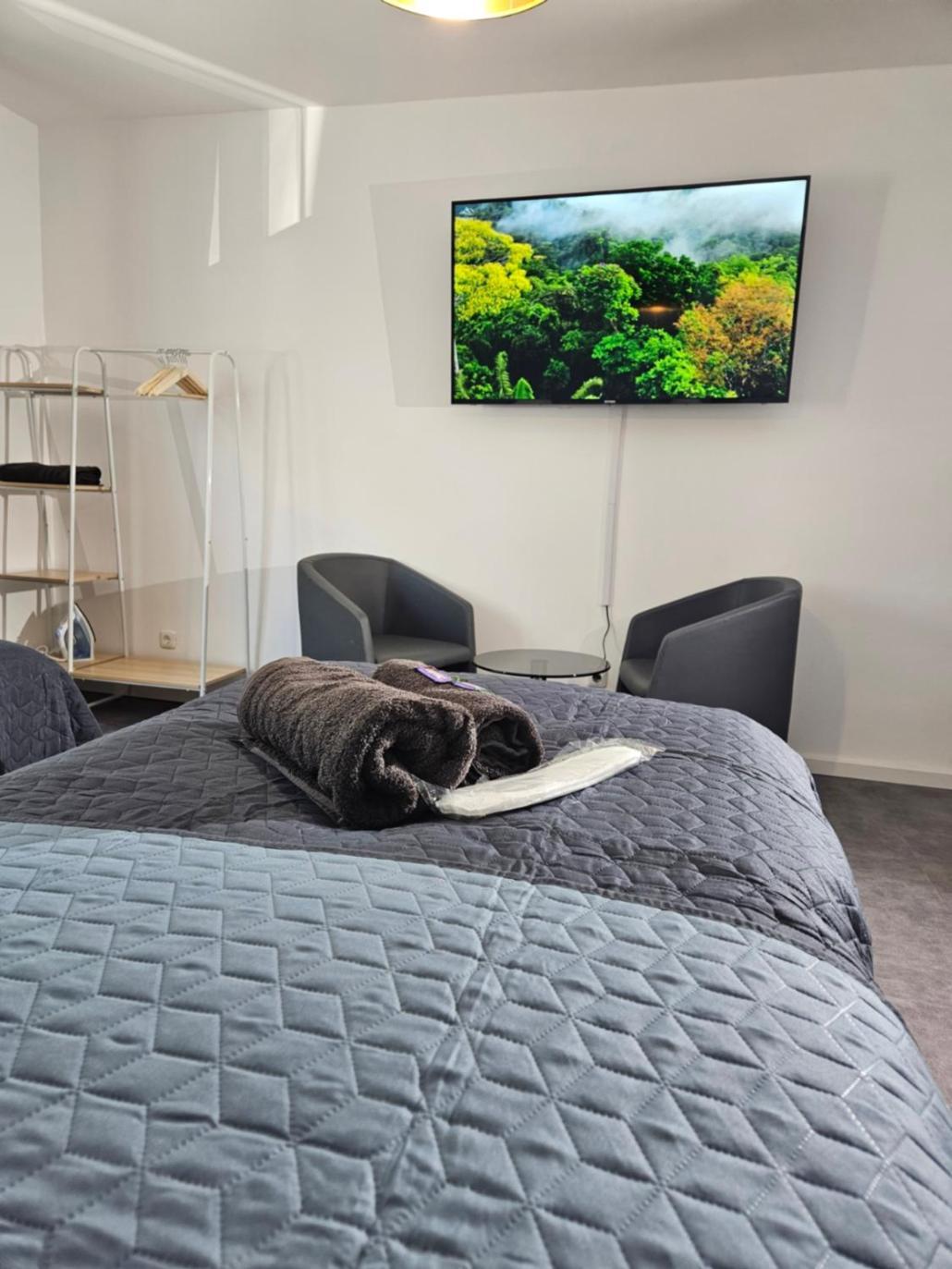 Modern Homes - Voll Ausgestatte Wohnung - Balkon - Hotelbetten - 4K Tv - Wlan Морс-Вінн Екстер'єр фото